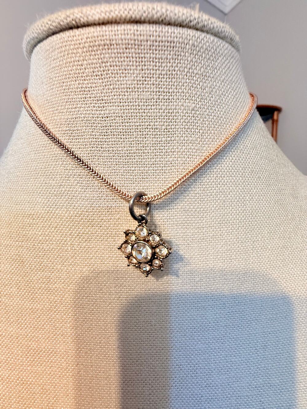 Vintage Rhinestone Flower Pendant Choker Necklace 13”+3”